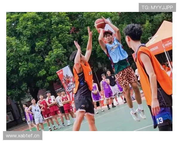 广州篮球队在选拔赛中以58分稳居积分榜首位展现强劲实力